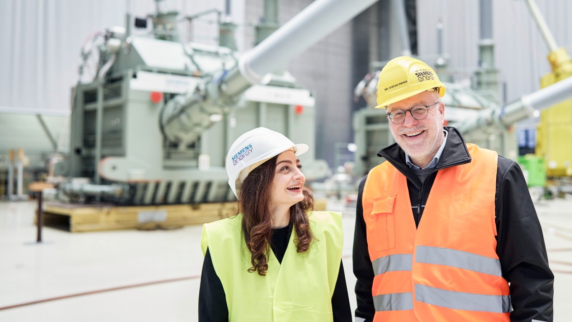 Transformadores de fabricación con mayor eficiencia en Siemens Energy en Nuremberg