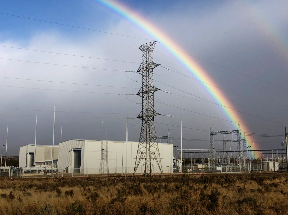 To avert the risk of blackouts, we equipped the Robertstown substation in Australia with two generators incorporating high-tech flywheels